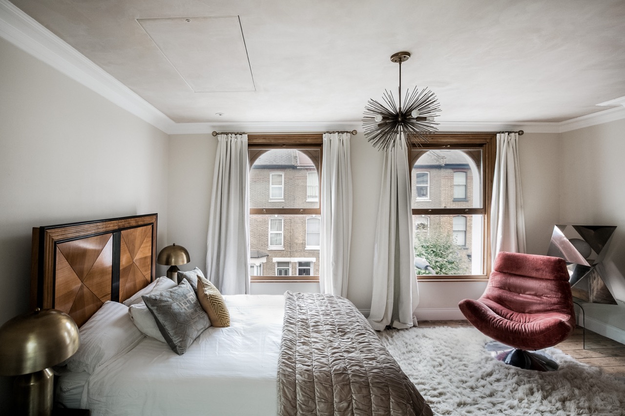 Bedroom with Clayworks finish